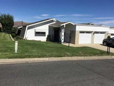 The address for this community is at 215-219 W. . Yakima homes for rent